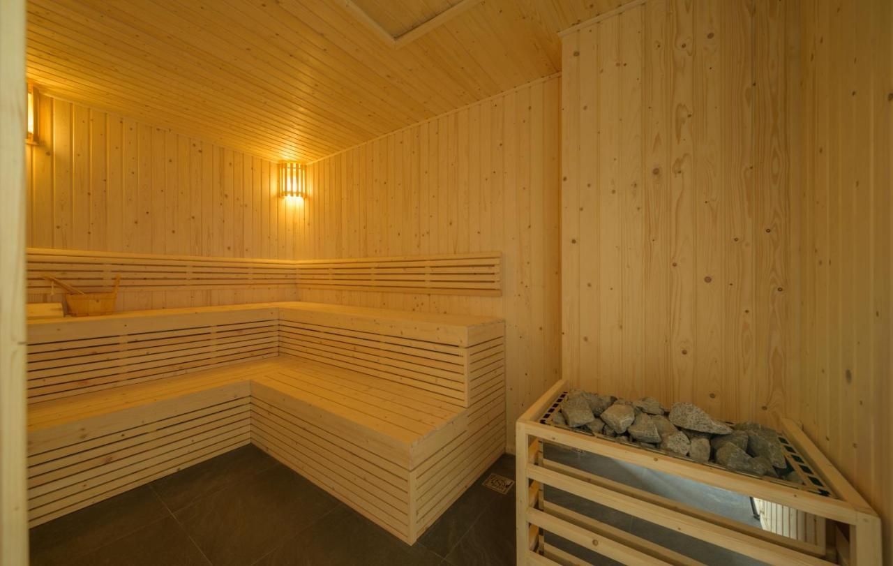 Grande Centre Point Space Pattaya Dış mekan fotoğraf A Finnish sauna