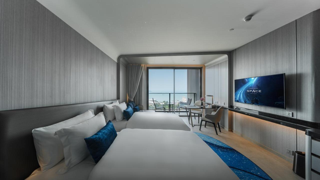 Grande Centre Point Space Pattaya Dış mekan fotoğraf Deluxe Ocean View
