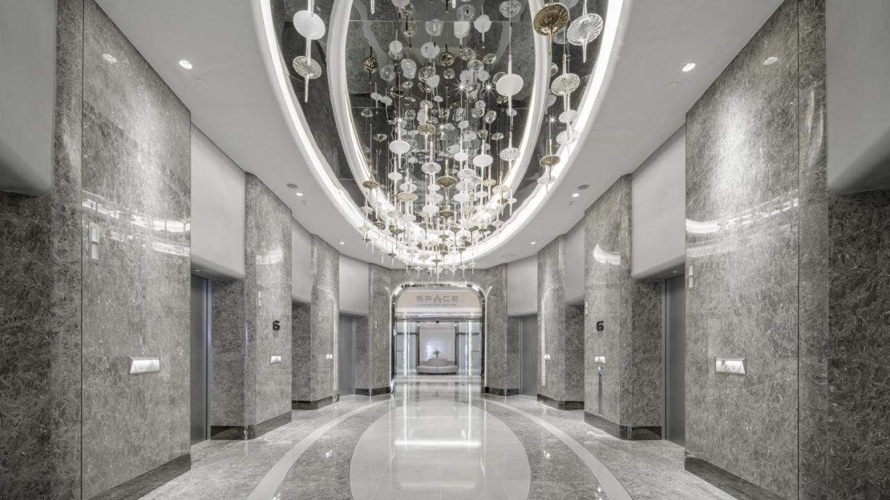 Grande Centre Point Space Pattaya Dış mekan fotoğraf The lobby of the hotel