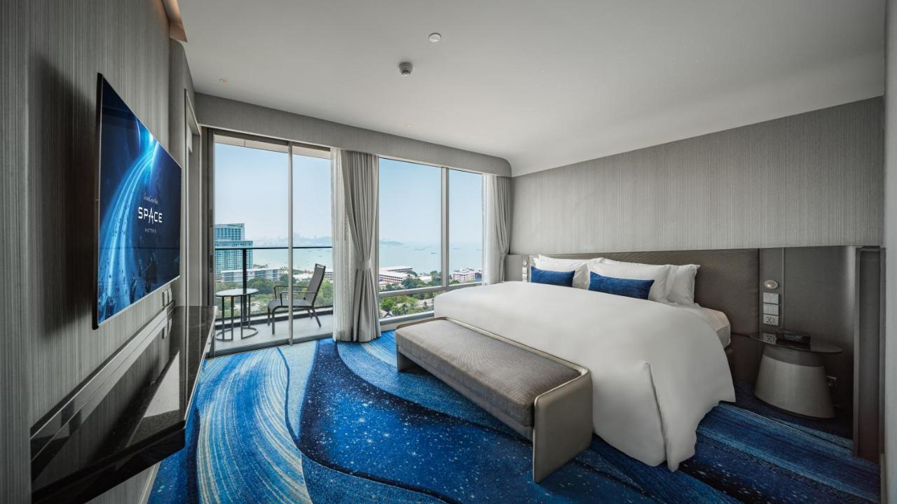 Grande Centre Point Space Pattaya Dış mekan fotoğraf Deluxe Ocean View Room